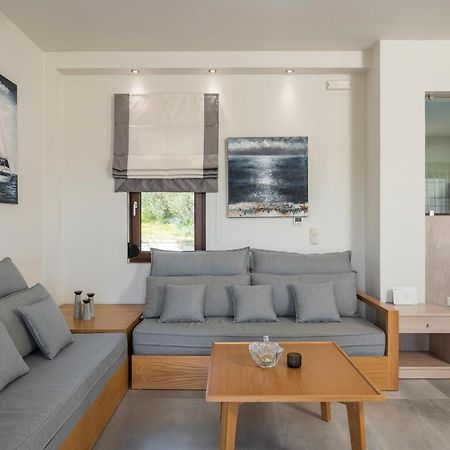 Villa Nina Chania コリンバリ エクステリア 写真